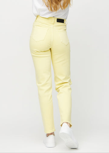 Regular jeans for women in light yellow, color Lemonades. Back view on a model, showing the full fit.