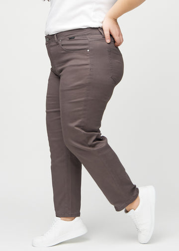 Regular jeans for women in grey-brown, color Thunders. Side view on a plus-size model.
