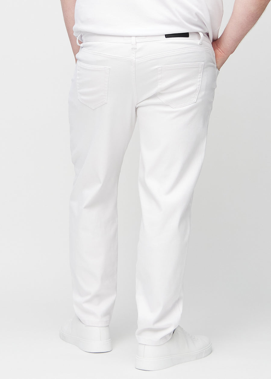 White regular jeans seen from the back on a plus-size model, so the entire product is visible.